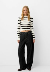 Bershka ROUND NECK  - Trui - black