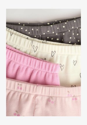 Három pár rugalmas derékpánttal ellátott sort, szürke fehér pöttyökkel, krém színű szív mintákkal és rózsaszín cseresznye motívumokkal. Bordázott textúra.