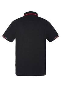 Svart polo skjorte med krage, med røde og hvite striper på ermene. Laget av mykt stoff med en glatt tekstur.
