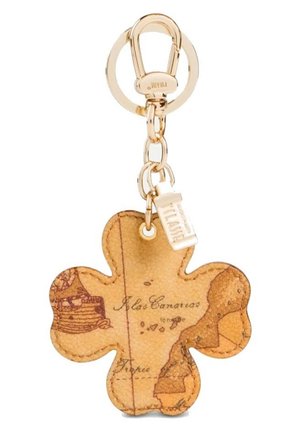 Portachiavi in pelle a forma di fiore con design di mappa vintage, hardware in tono dorato e tag attaccato. Superficie texturizzata con bordi cuciti.