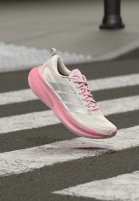 Sélectionné, core white/silver-coloured metallic/white