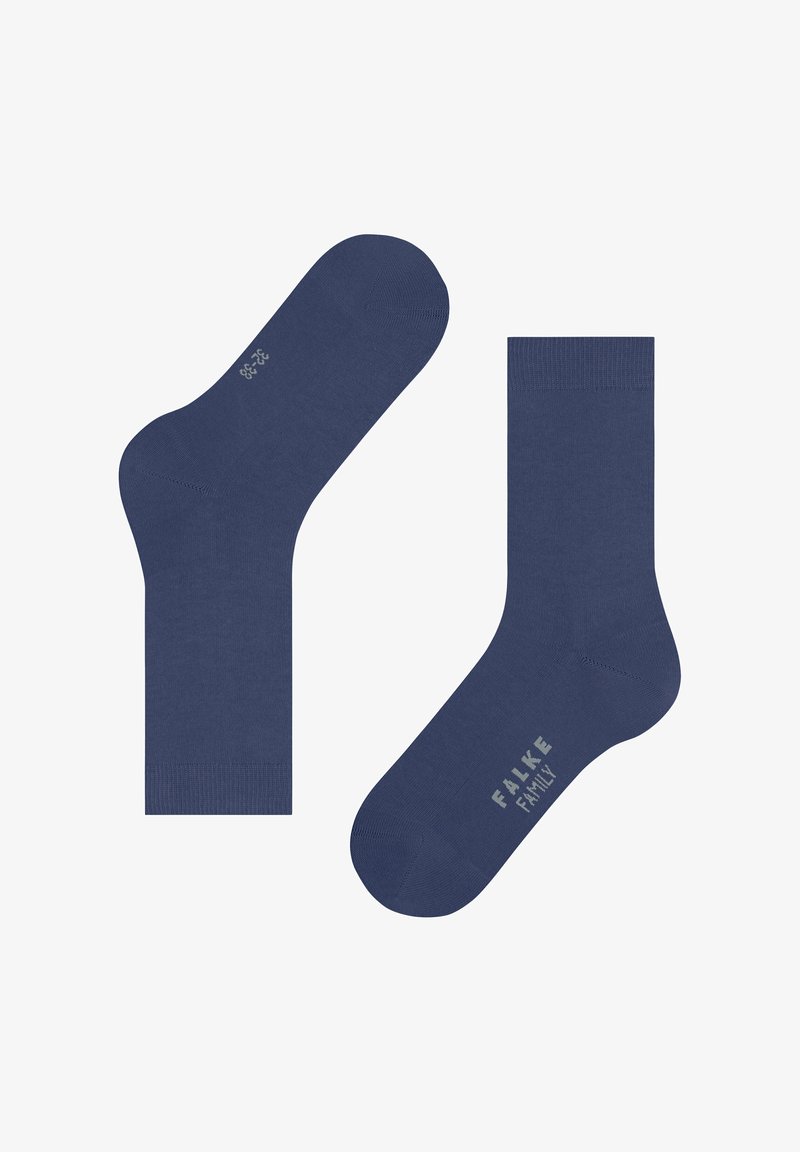 Marineblauwe katoenen sokken met geribbelde boorden, naadloze teenconstructie en een lichtgrijs logo "FALKE FAMILY" nabij de teen.