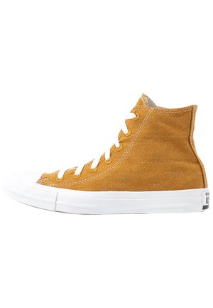 Gelbe High-Top-Sneaker aus Canvas mit weißer Gummisohle und Schnürsenkeln. Mit kontrastierenden Nähten und strukturierter Oberfläche.