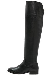 Botte noire en cuir lisse, montant jusqu'au genou, avec un talon bas et un bout arrondi, présentée en profil latéral sur fond blanc.