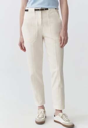 TATUUM VERONIKO - Jeans Tapered Fit - cream