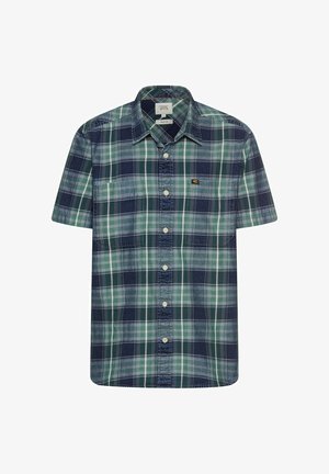 Korte mouwen geruite shirt in groen en marineblauw, met een knoopsluiting aan de voorkant, puntige kraag en zakdetails, gemaakt van een lichtgewicht stof.