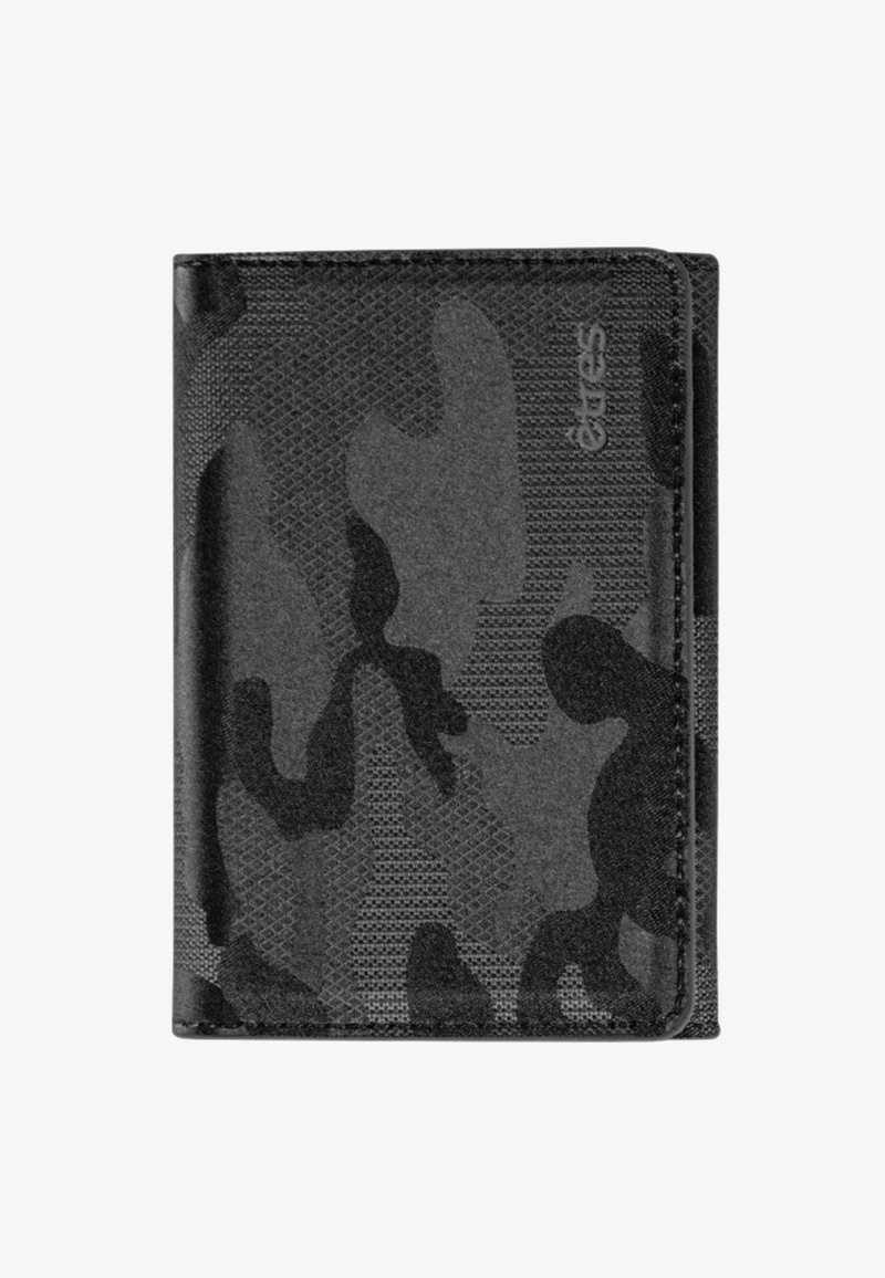 Portefeuille camouflage noir en matériau texturé, avec un design rectangulaire slim, doté d'un motif subtil et d'un logo de marque.