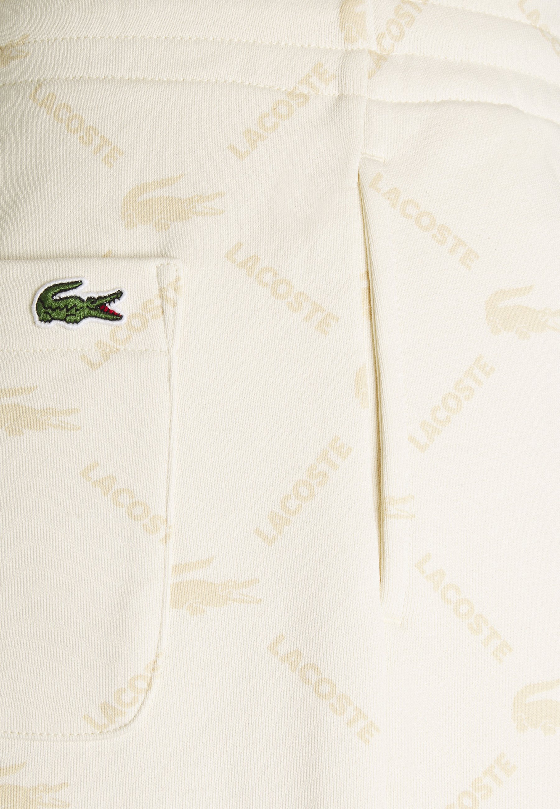 ensemble lacoste live