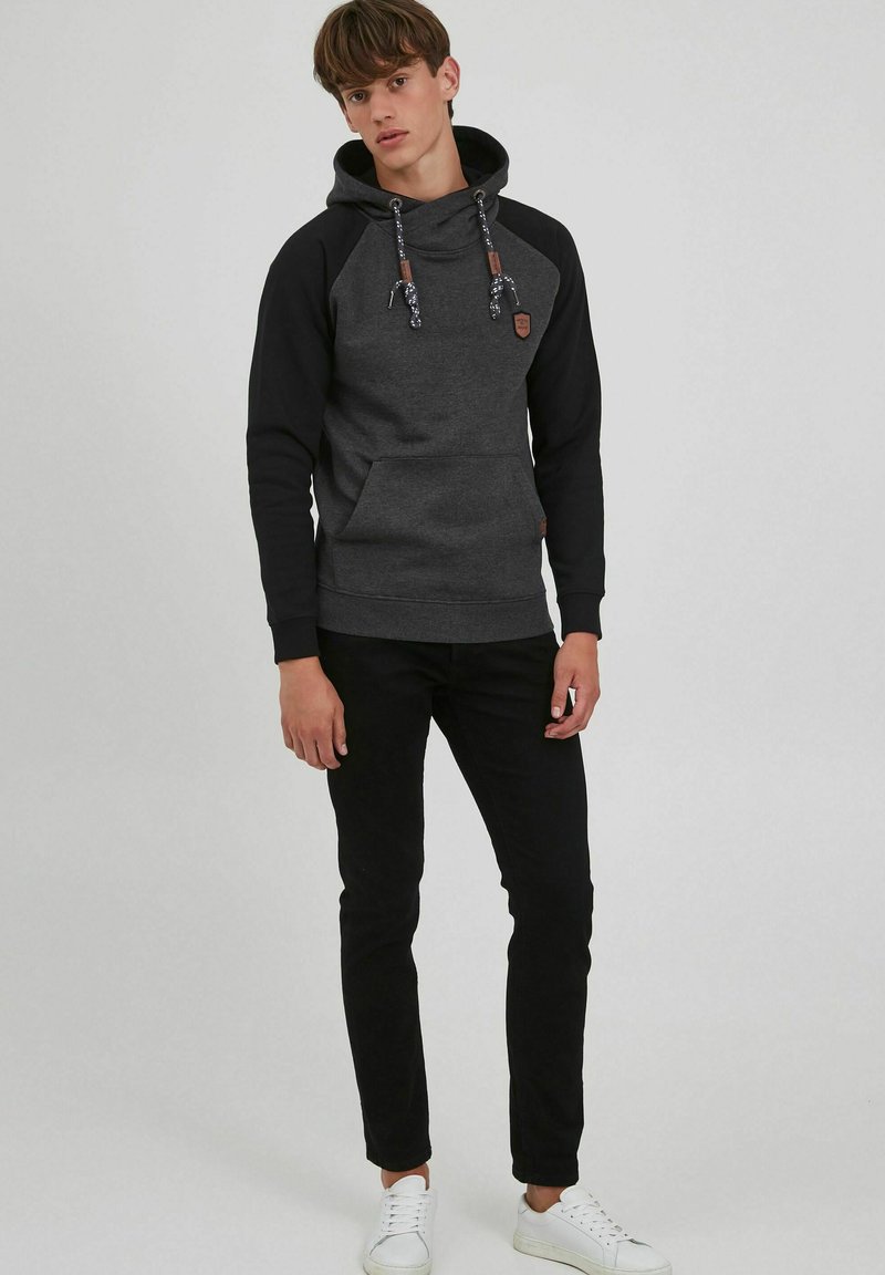 Herren Kapuzenpullover | INDICODE JEANS IDTONEY Kapuzenpullover charcoal mix/grau-meliert - GG67009 Herren Kapuzenpullover | INDICODE JEANS IDTONEY Kapuzenpullover charcoal mix/grau-meliert - GG67009