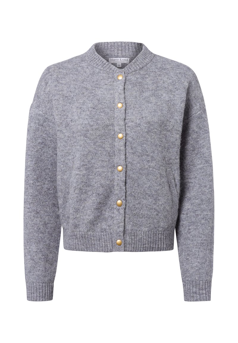 Graue Wollstrickjacke mit rundem Ausschnitt, langen Ärmeln und goldenen Knöpfen auf der Vorderseite. Verfügt über gerippte Bündchen und Saum.