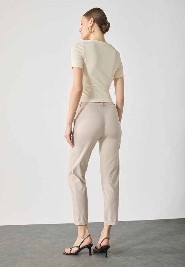 CHINO TROUSERS - Trousers - beige4