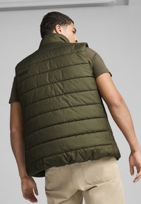 Puma ESS - Smanicato - dark olive