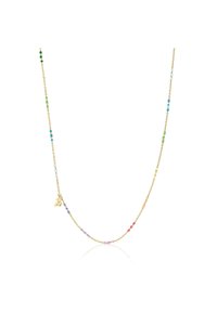 Collar de cadena de oro con cuentas decorativas multicolores en verde, azul, rosa, púrpura y naranja, con un pequeño detalle de charm.