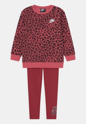CREW SET - Tuta - pomegranate
