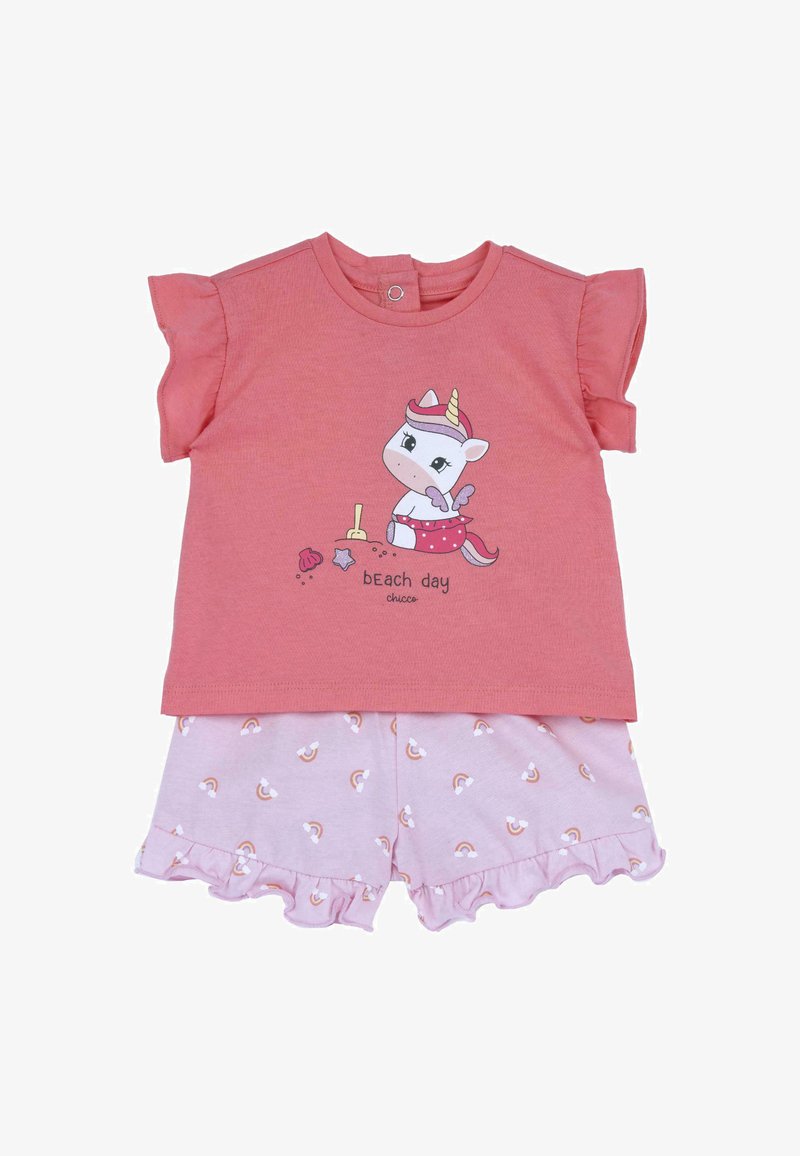 T-shirt en coton coral avec des manches courtes à volants, ornée d'un imprimé de licorne. Short rose avec des motifs arc-en-ciel et des ourlets à volants.
