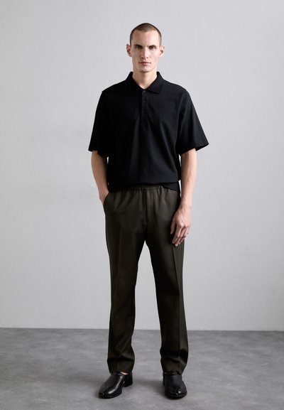 Filippa K BOXY - Πόλο - black