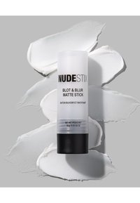 NUDESTIX BLOT & BLUR MATTE STICK - Primer