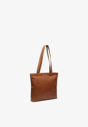 Borsa tote in pelle marrone con manici lunghi, forma rettangolare e finitura liscia, in piedi su sfondo bianco.