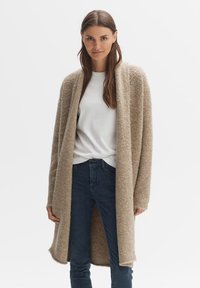 OPUS Vest - macadamia