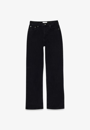 Melnas džinsu bikses ar taisnu kāju dizainu. Iezīmē nozīmīgākās iezīmes: gluda tekstūra, piecu kabatu stils un metāla aksesuāri.