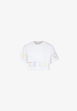 White cropped t-shirt made of cotton, featuring multi-colored dotted letters spelling "STELLA" on the front and side. Short sleeves, relaxed fit.