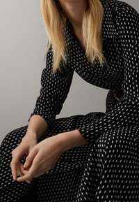 Massimo Dutti Robe longue - black