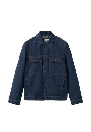 Jachetă din denim albastru închis, cu închidere cu nasturi, două buzunare frontale cu clapetă, mâneci lungi și guler ascuțit.