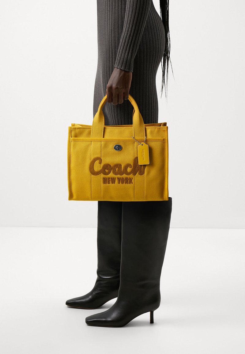 COACH CARGO TOTE BAG - Torbica - yellow gold