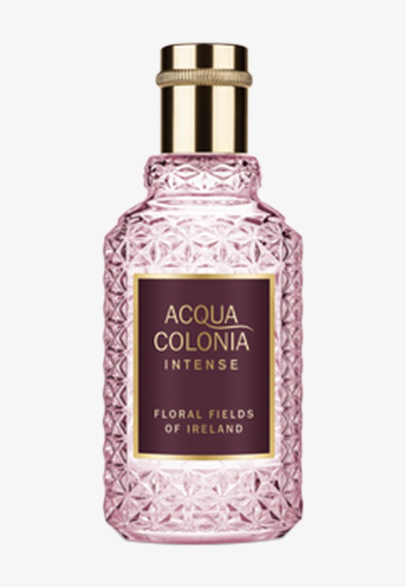 Rosafacettierte Glasparfümflasche mit goldfarbenem Verschluss, beschriftet mit "Acqua Colonia Intense Floral Fields of Ireland."