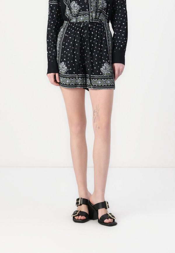 SORPRENDIMI STAMPA BANDANA - Shorts