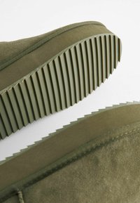 Next Botas para la nieve - khaki green