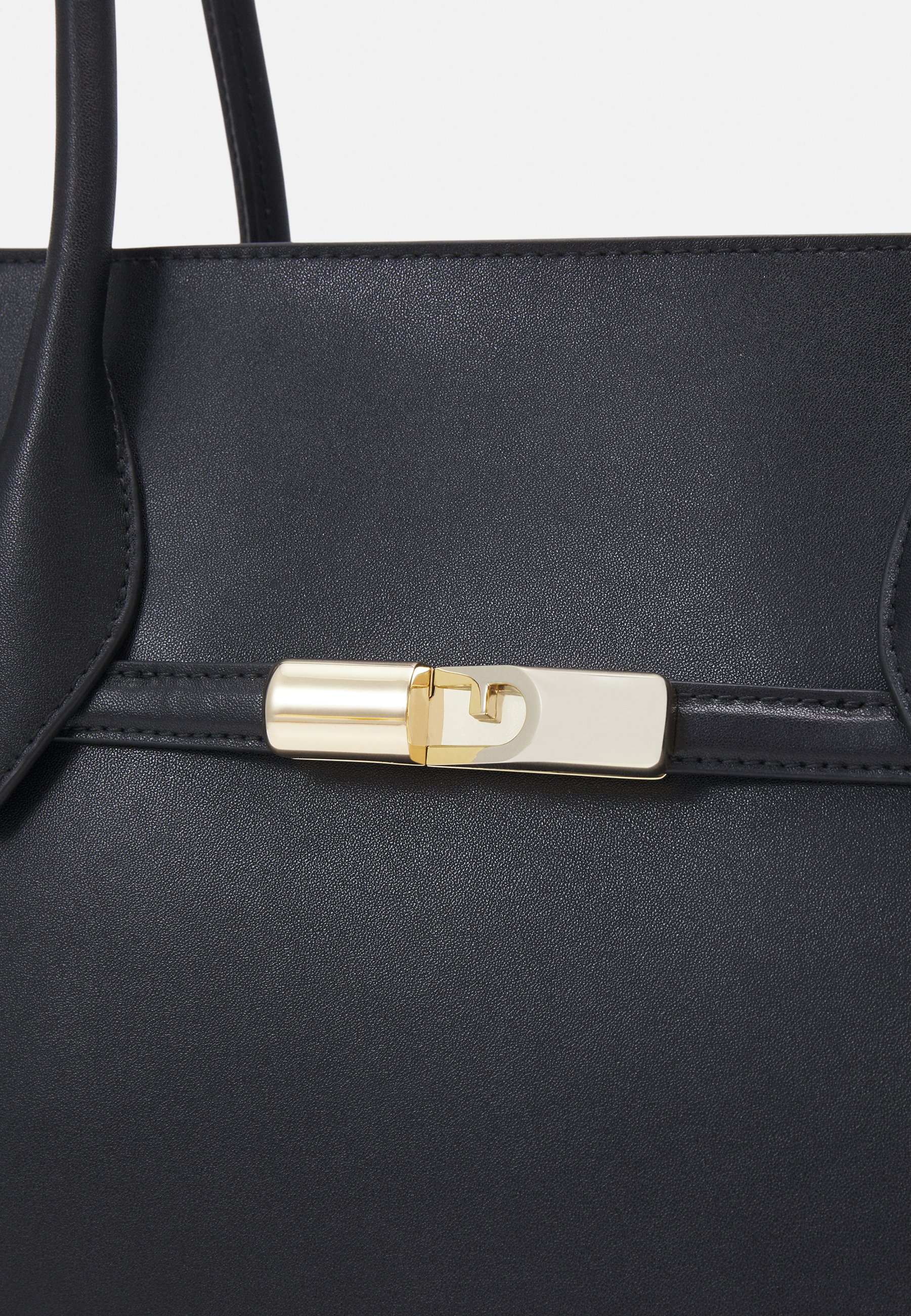 トートバッグ Furla Structured Black Handbag With Gold-Tone Clasp WB01498_BX3353_1007_O6000_D2.jpg