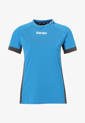 Blå sporttrøje med korte ærmer, sorte accenter på ærmerne og et logo. Fremstillet af et glat, fugttransporterende stof.