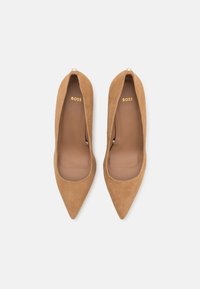 BOSS JANET - Klasične pete - medium beige