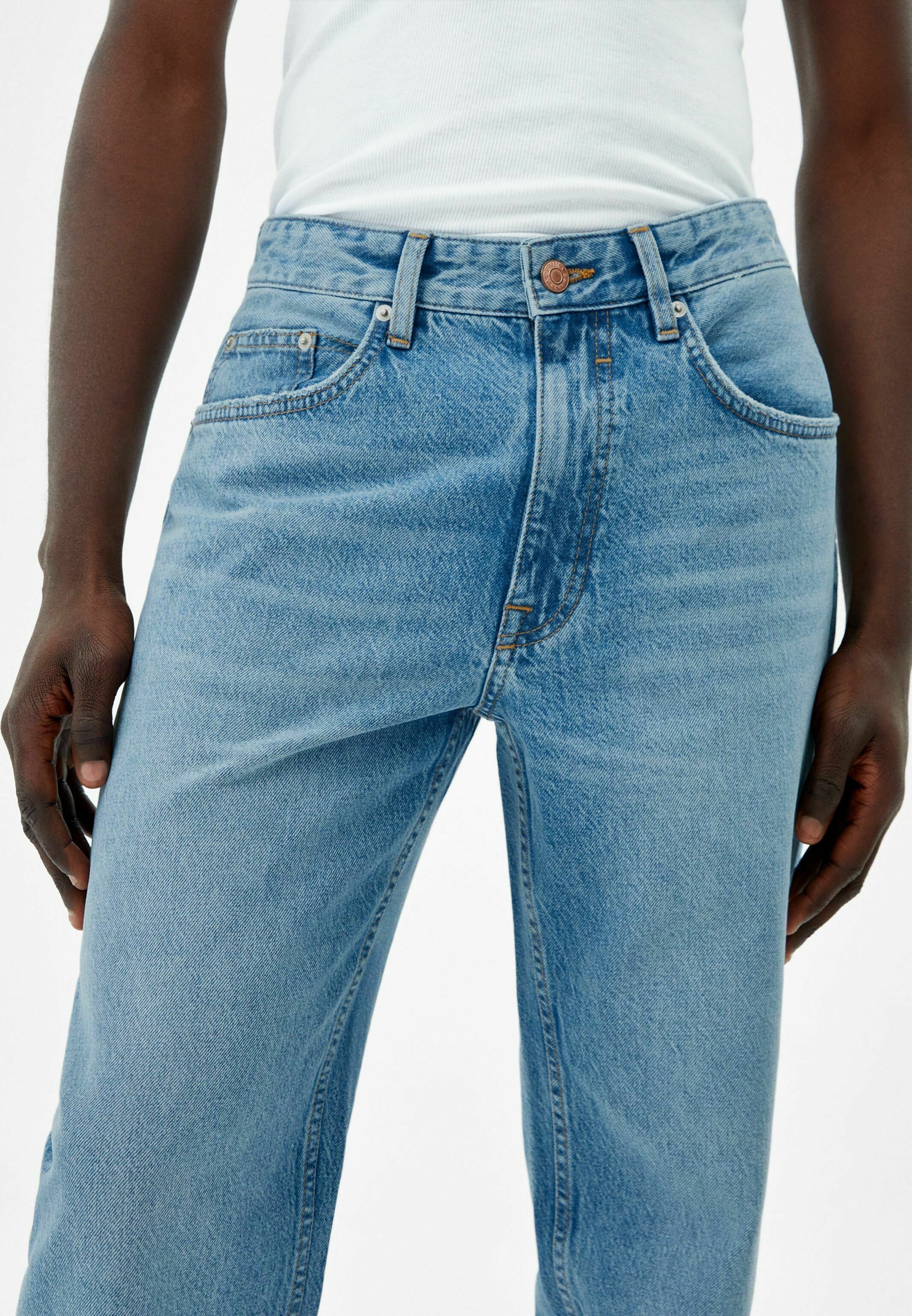 Vest BERSHKA Blue size 44 IT in Denim - Jeans - 15964591