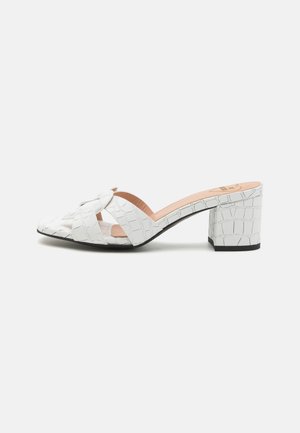 FILLED HEART - Sandaler - bianco