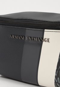 Armani Exchange DYLON BELT BAG UNISEX - Τσαντάκι μέσης - deep navy