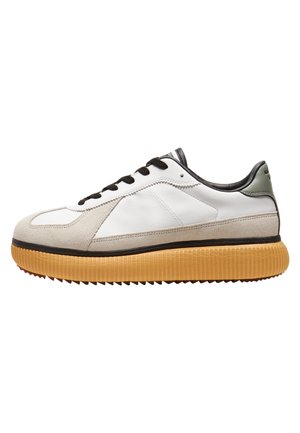 DELECITY - Sneakers laag - white burnt olive