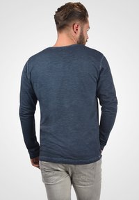 Solid SDCORNELIO - Langærmet T-shirt - insignia blue