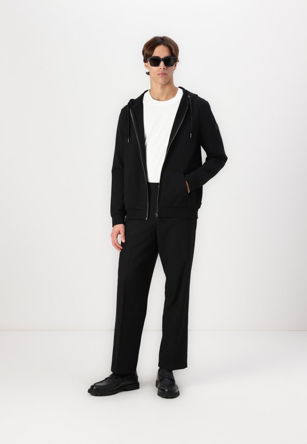 LOOSE ROBERT FLEX - Chinos3