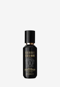 Bobbi Brown Intensive Serum Foundation i en strømlinjeformet svart flaske med gullskrift og en sylinderformet hette; merket SPF 40 PA++++.
