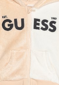 Guess BABY HOODED ACTIVE PANTS SET - Tuta - beige/blanco/multi-coloured