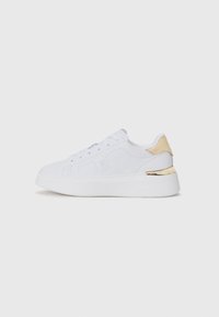 Tommy Hilfiger CHIC - Sportbačiai - white