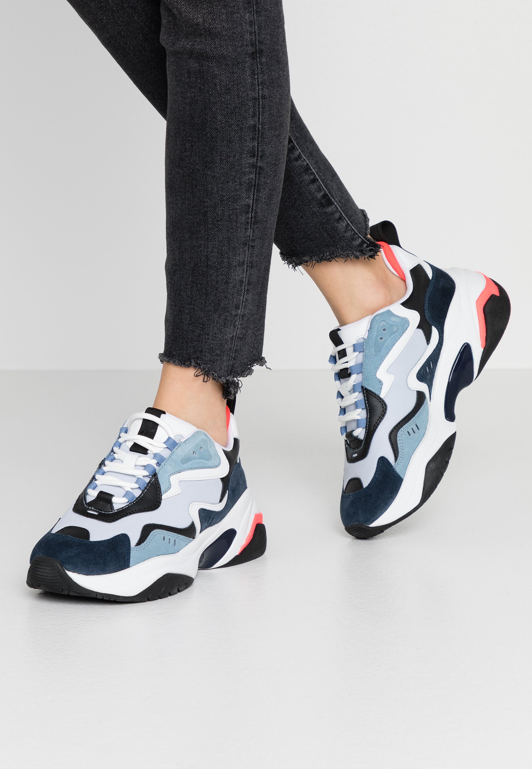 Tamaris Fashletics Joggesko skyblå Zalando.no Tamaris Fashletics Joggesko skyblå Zalando.no