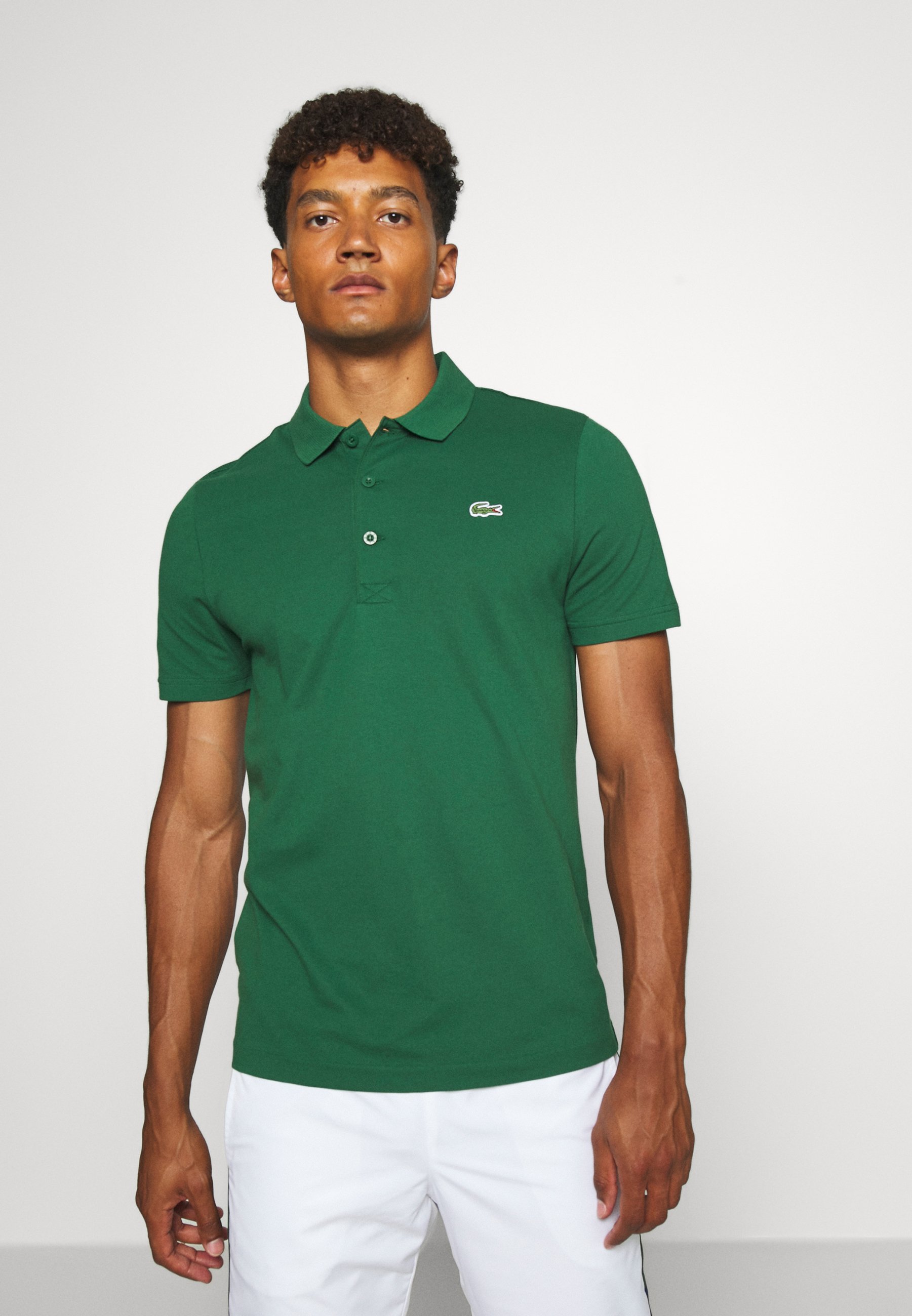 classique lacoste