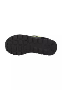 Suola di scarpa in gomma nera con un motivo di battistrada testurizzato, caratterizzato da forme rettangolari e triangolari, e contrassegnata con "SUN68" sul lato.