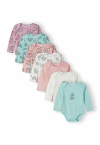 Ensemble de sept vêtements pour bébés à manches longues dans des couleurs pastel, incluant du rose, du blanc et de la menthe. Les designs présentent des motifs animaliers et arc-en-ciel.
