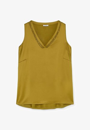 Žlutý top bez rukávů s výstřihem do V, zdobený jemnou krajkou a mírně zaobleným lemem.