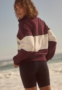 Self. HALF ZIP - Pusa - burgundy red