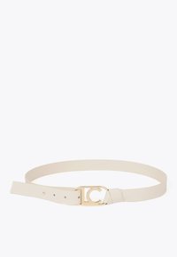 Biały skórzany pasek z złotym zapięciem w geometrycznym wzorze. Gładka faktura i regulowany pasek z wieloma otworami.